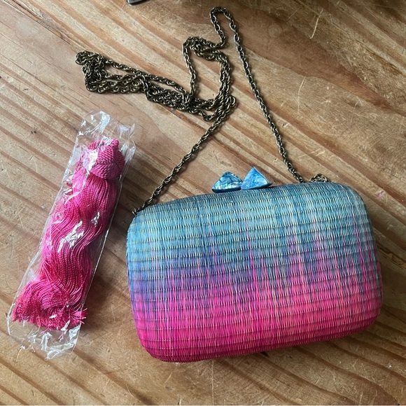 Serpui Marie NWOT Ombré Woven Clutch Crossbody Pink Green Tassel - Picture 2 of 12